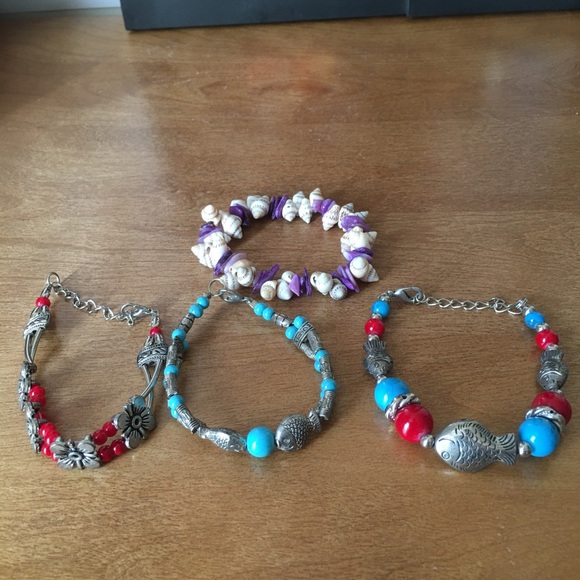 Set of 4 bracelets - Picture 2 of 2